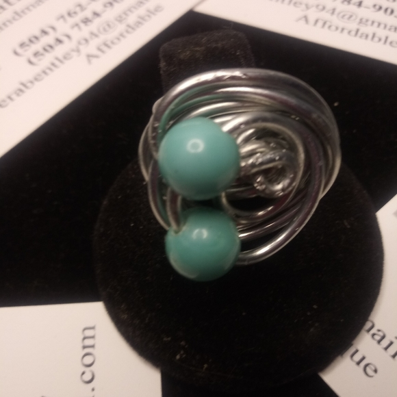 Jewelry - Picture 1 of 8